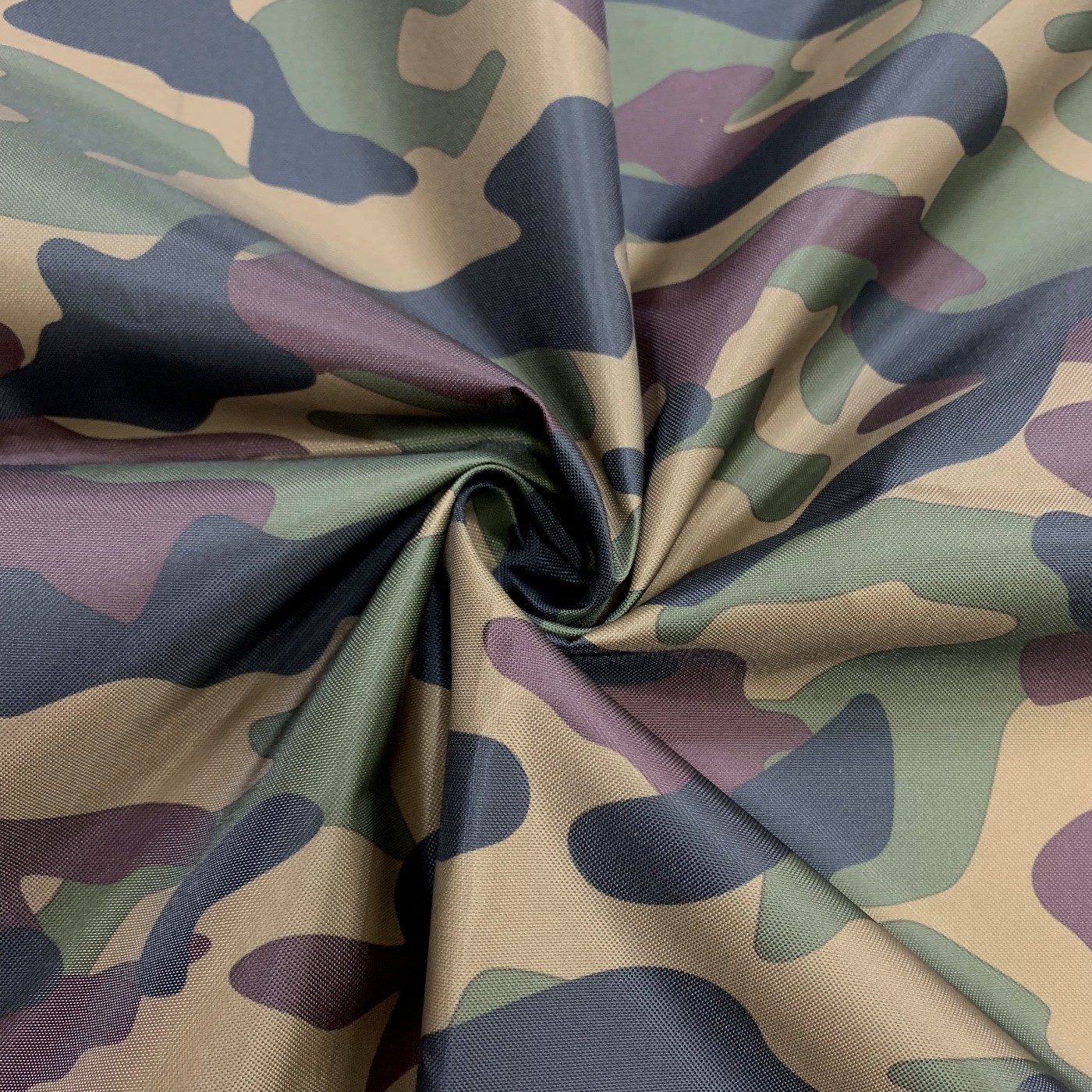 Camouflage print 4oz WATERPROOF FABRIC PU Camouflage print - EU Fabrics