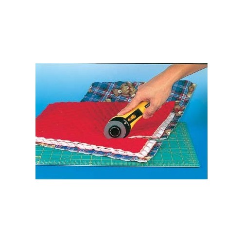 Rotary Cutter best for quilting and craft projects: Usage