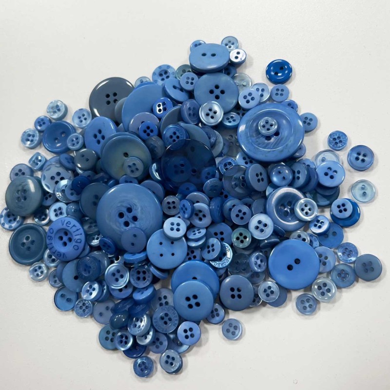 Crafting Buttons Assorted Sizes 120g Blue2